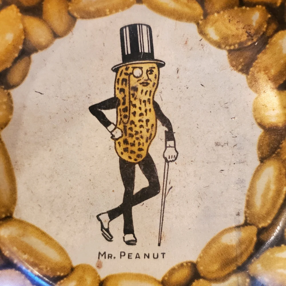 Vintage 1950s Mr. Peanut 7 piece snack bowl set